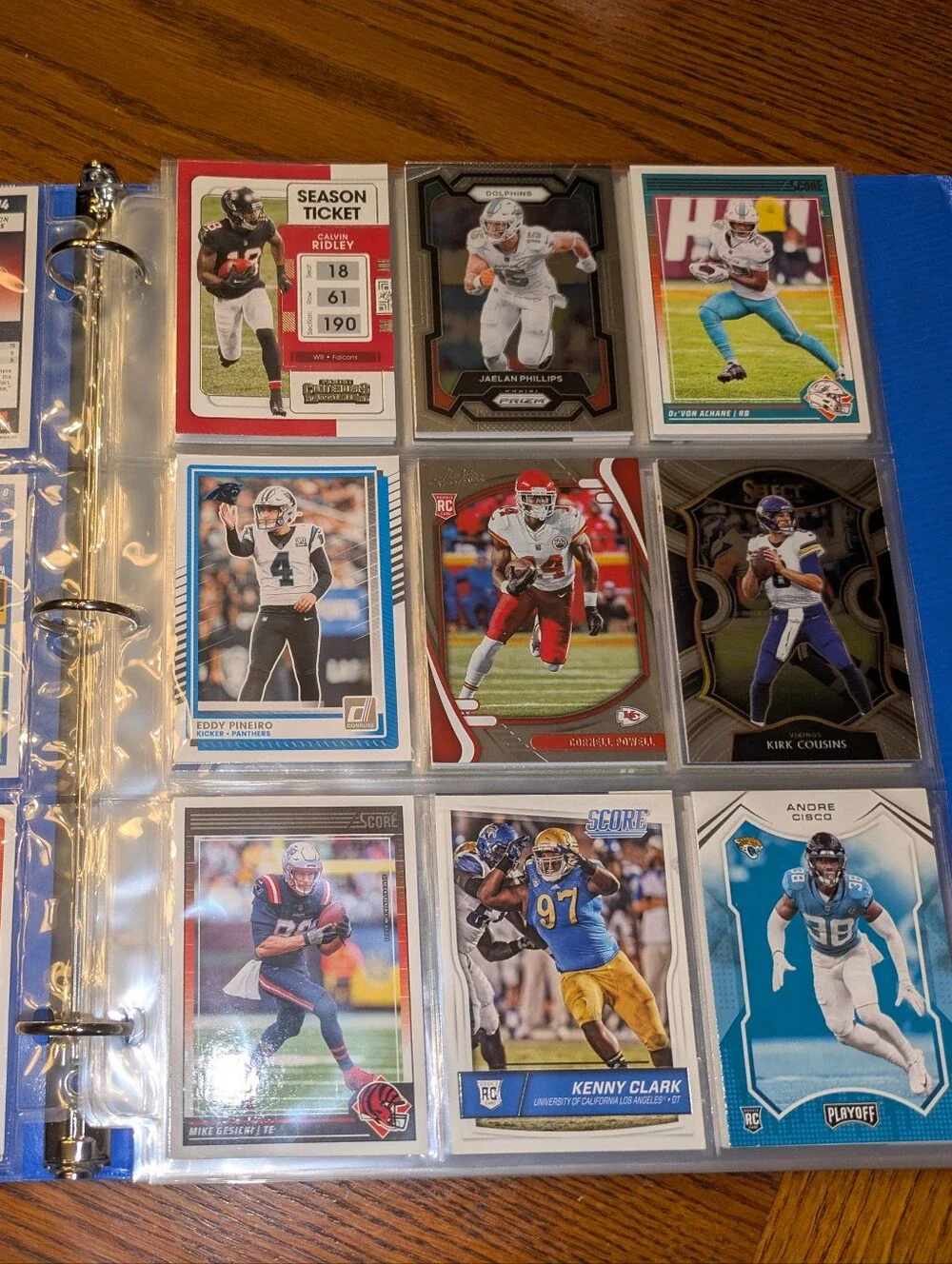 NFL Football Cards Binder 🔥 NFL Football Trading Cards Collection Lot 🏈